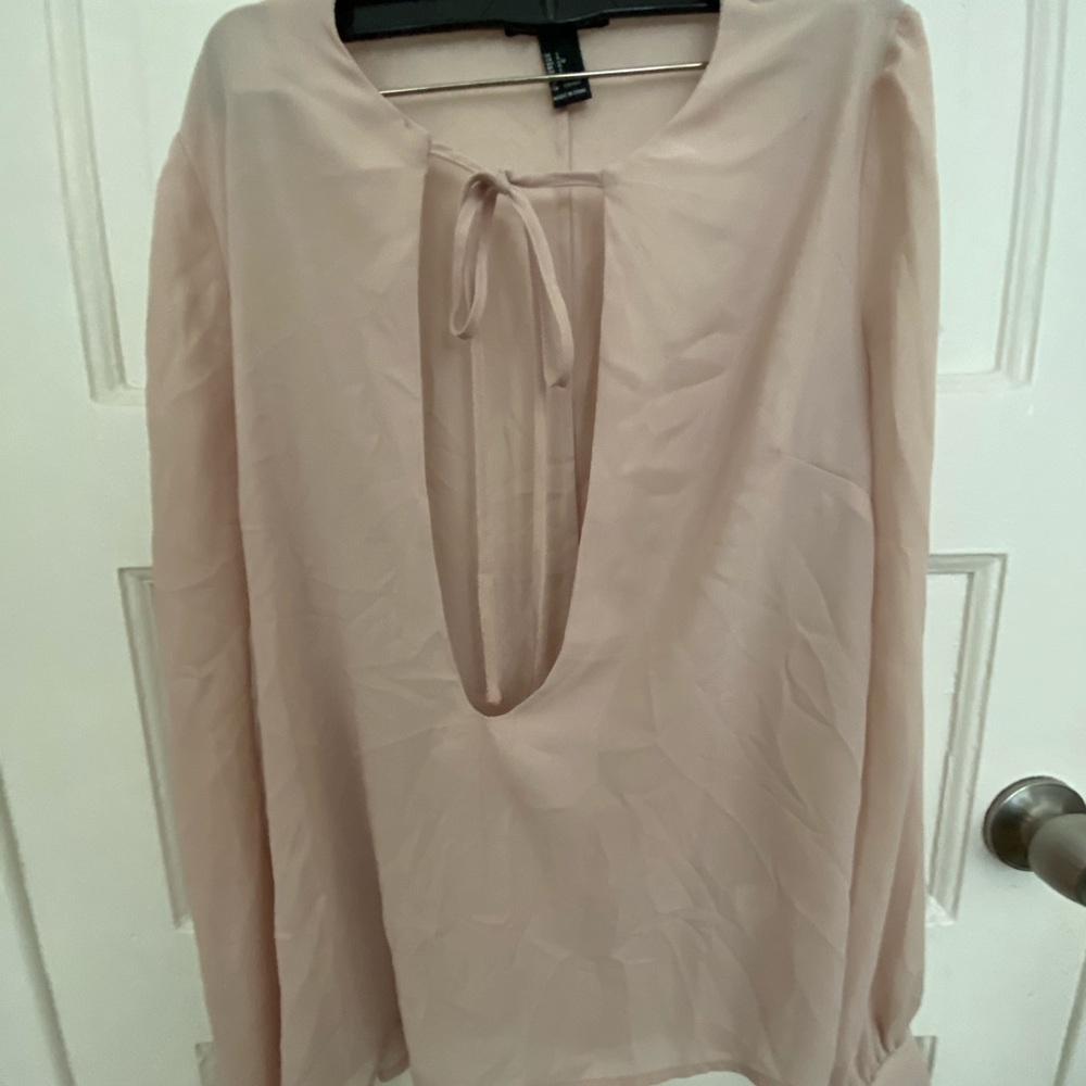 Button down Vneck long sleeve shirt